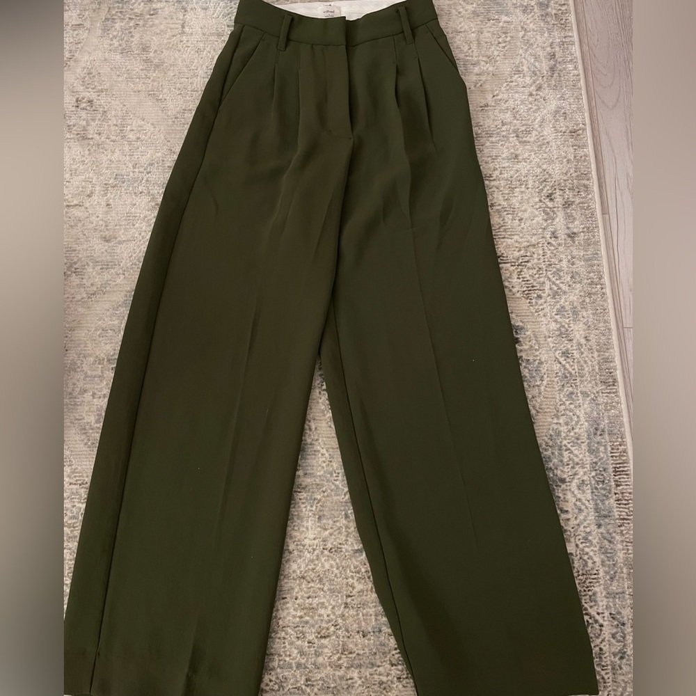 Aritzia effortless pants